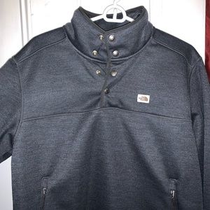 Men’s North Face 1/4 zip fleece lined pullover